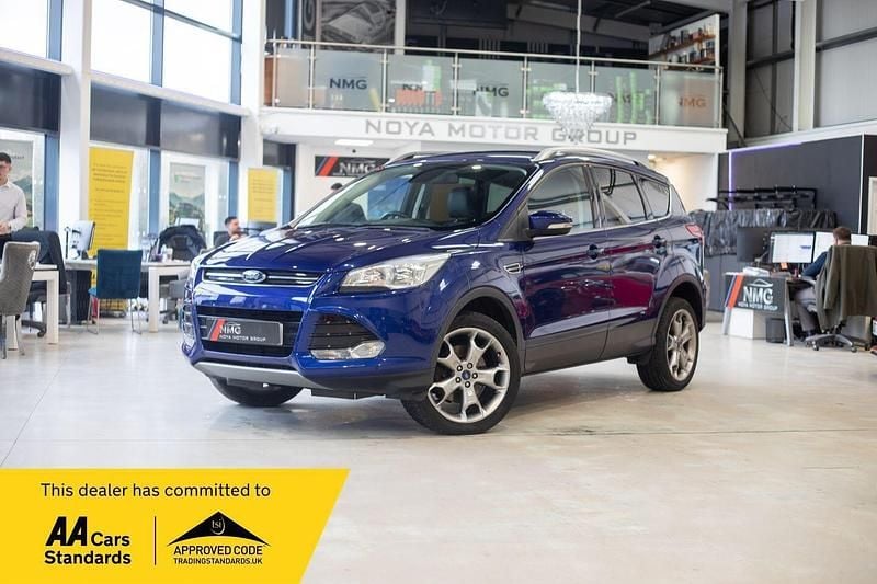 Used Ford Kuga Titanium 180 HP (132 kW) 2016 Blue SUV