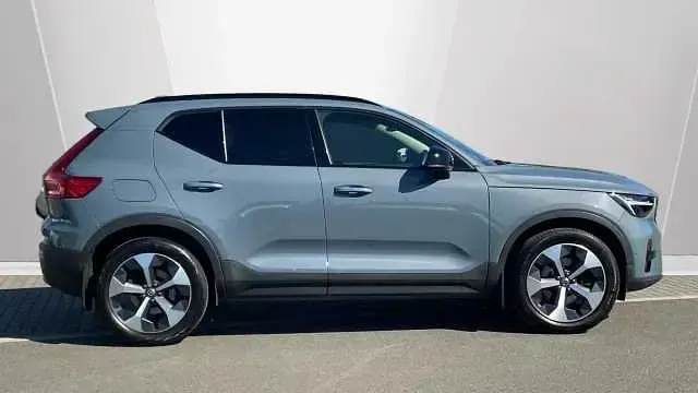 Second-hand Volvo XC40 Ultimate 194 CP (142 kW) 2023 SUV