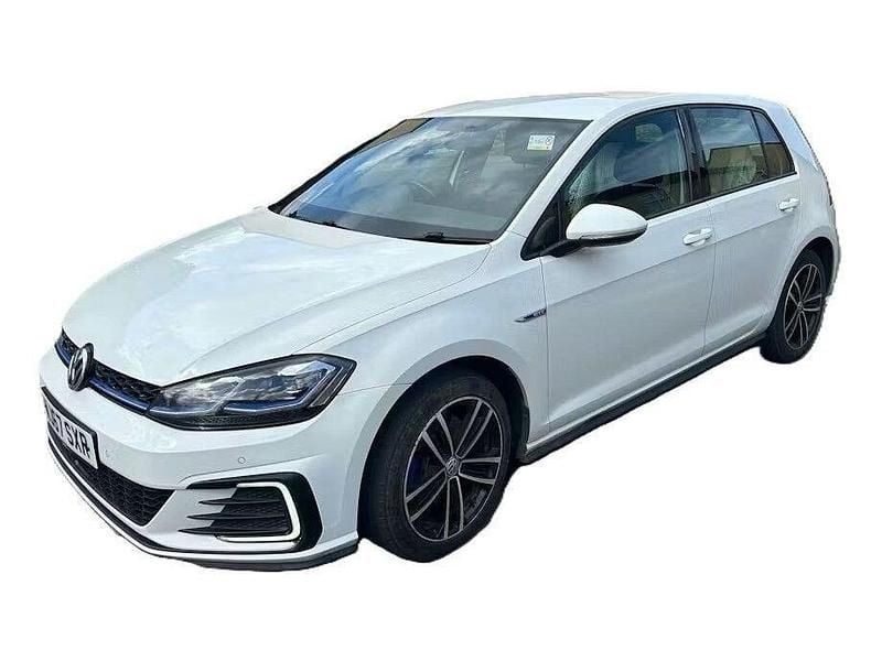 Used VW Golf VII GTE 204 HP (150 kW) 2017 White Hatchback
