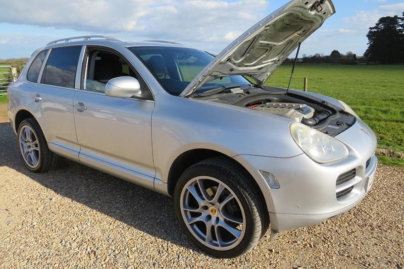 Usado Porsche Cayenne 2006 Prateado SUV