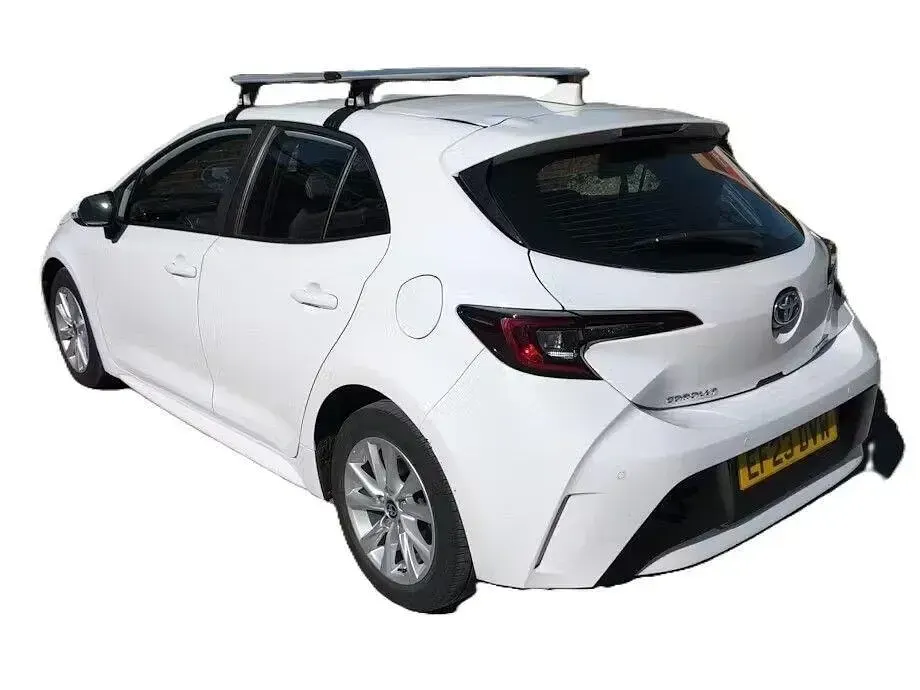 Gebraucht Toyota Corolla 140 PS (102 kW) 2023 Weiß Kleinwagen