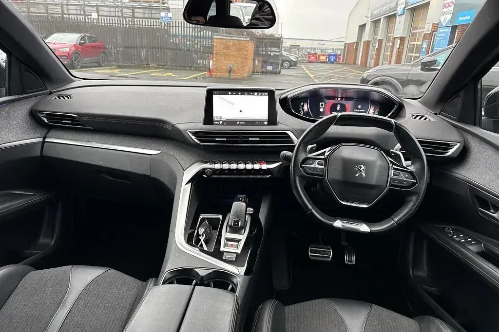 Used Peugeot 3008 Premium 130 HP (95 kW) 2019 Black SUV