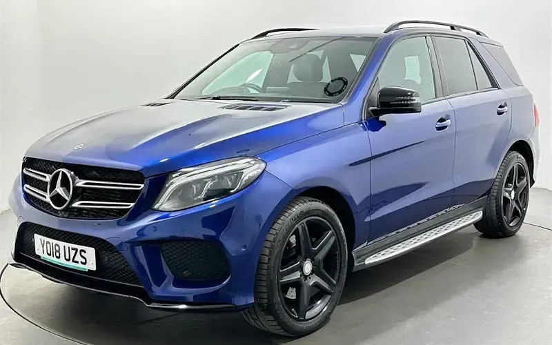 Used Mercedes GLE250 AMG 204 HP (150 kW) 2018 Blue Estate