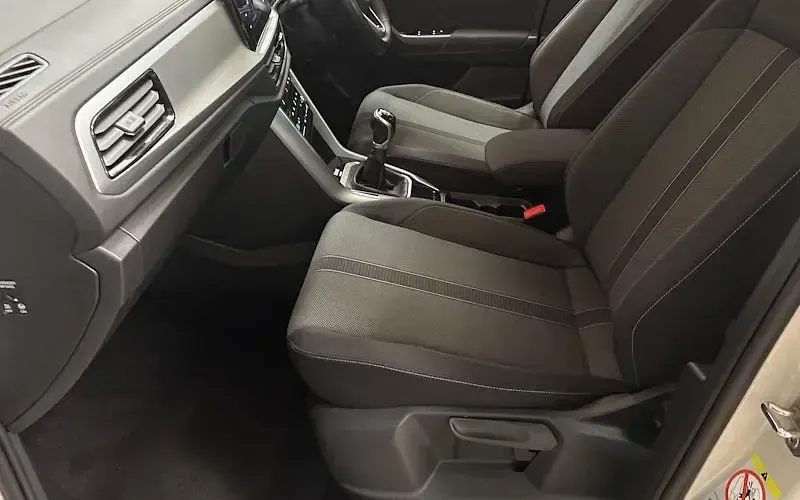 Used VW T-Roc Life 150 HP (110 kW) 2024 SUV