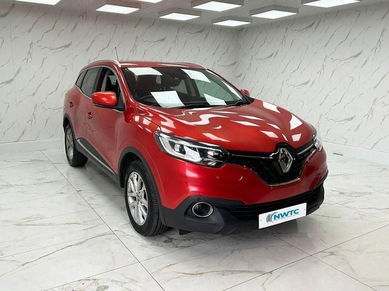Used Renault Kadjar Dynamique 110 HP (80 kW) 2016 Red SUV