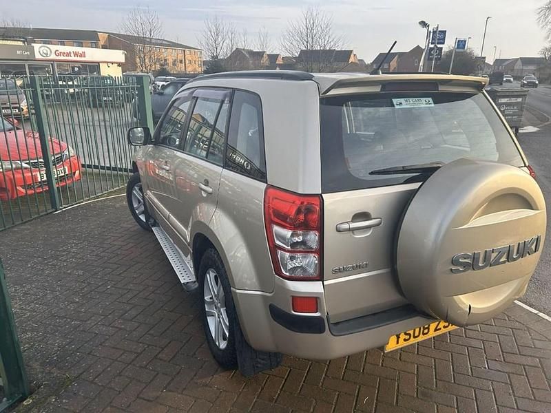 Used Suzuki Grand Vitara 140 HP (102 kW) 2008 Beige Estate