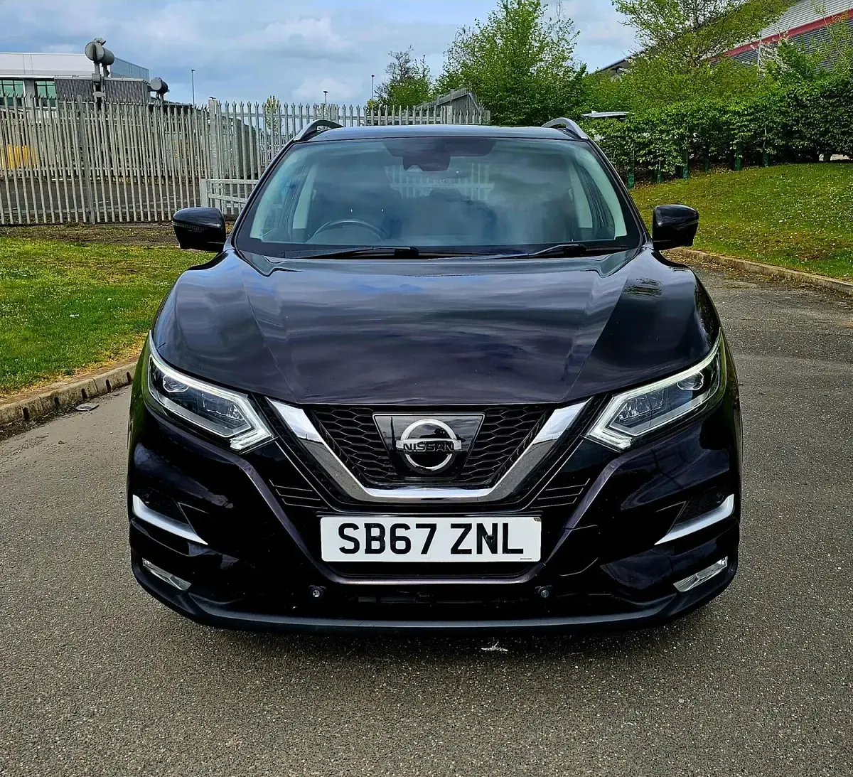 Used Nissan Qashqai Tekna 110 HP (80 kW) 2017 Black SUV