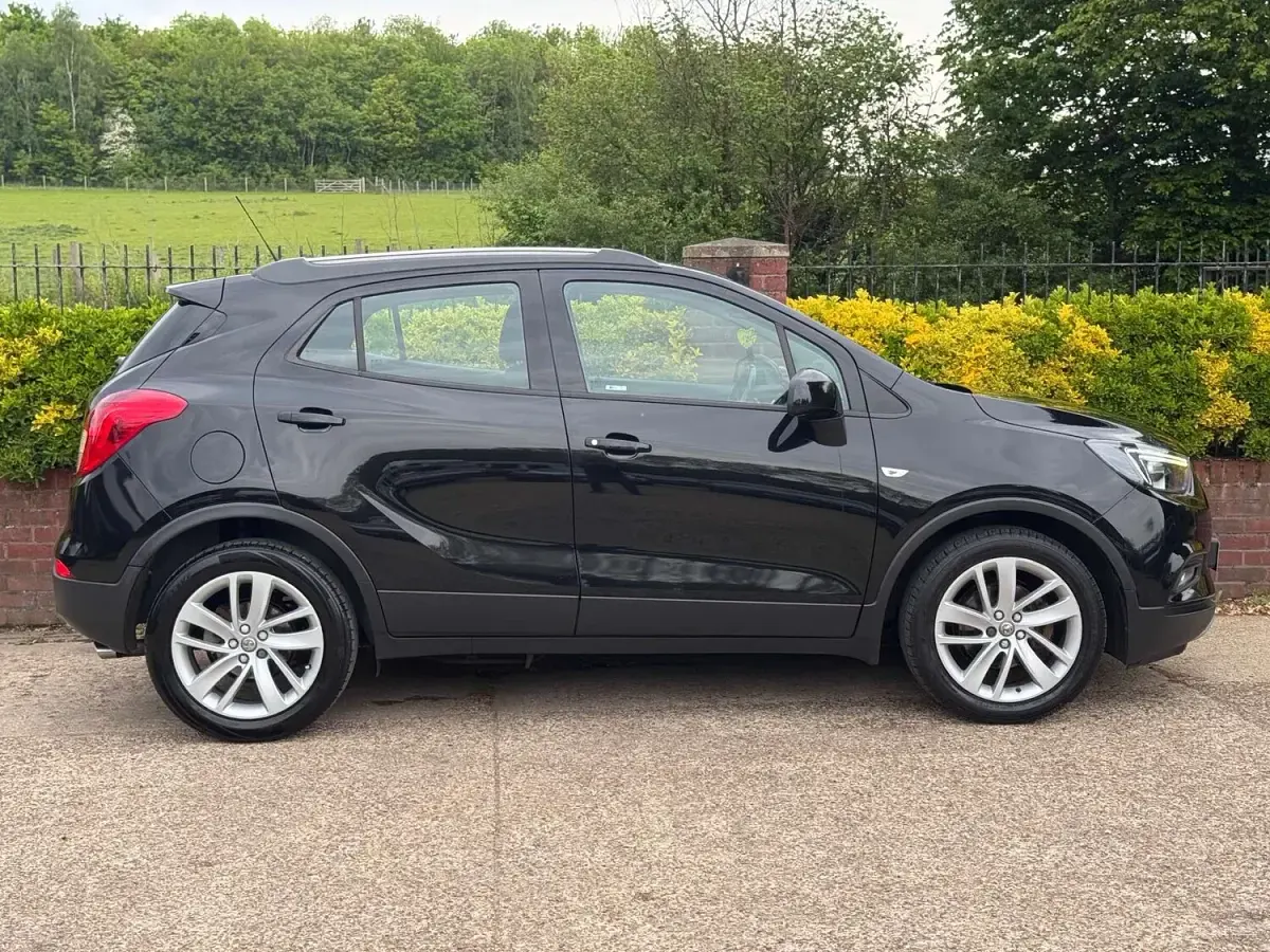 Used Vauxhall Mokka X Active 140 HP (102 kW) 2017 Black SUV