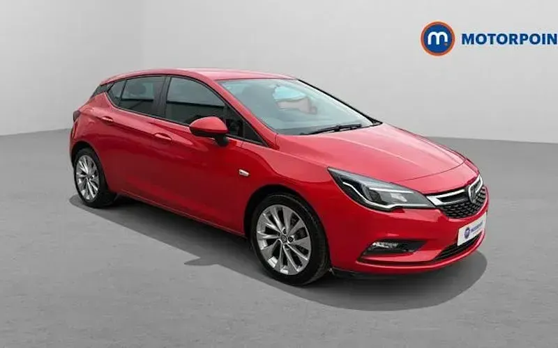 Used Vauxhall Astra 105 HP (77 kW) 2019 Hatchback