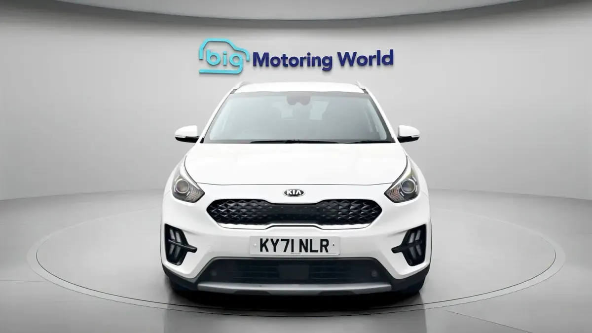Used Kia Niro 141 HP (103 kW) 2021 White SUV