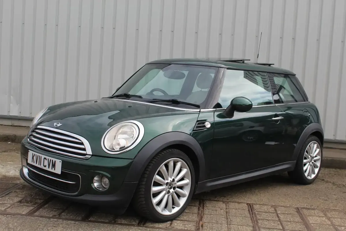 Used Mini Cooper D Hatch 2011 Green Hatchback