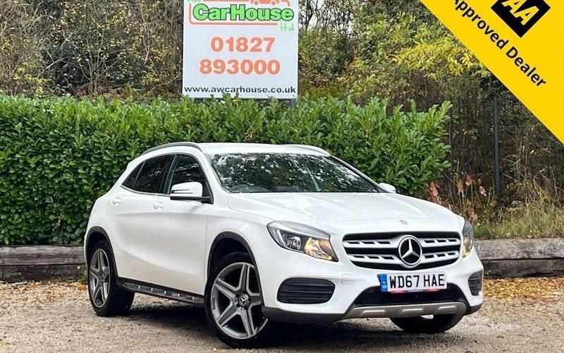 Used 2019 Mercedes GLA200 AMG line SUV | £10,599 (Good price) - Image 1/4