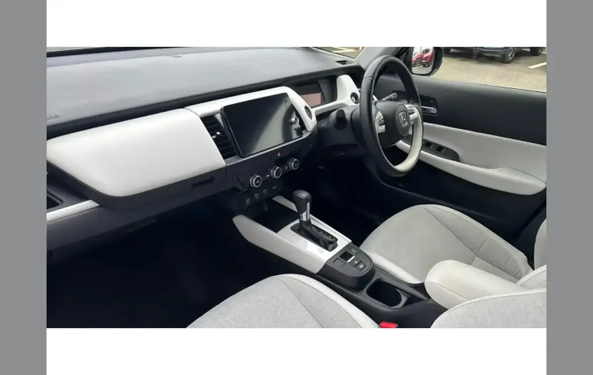 Used Honda Jazz Hybrid 109 HP (80 kW) 2022 Grey Hatchback