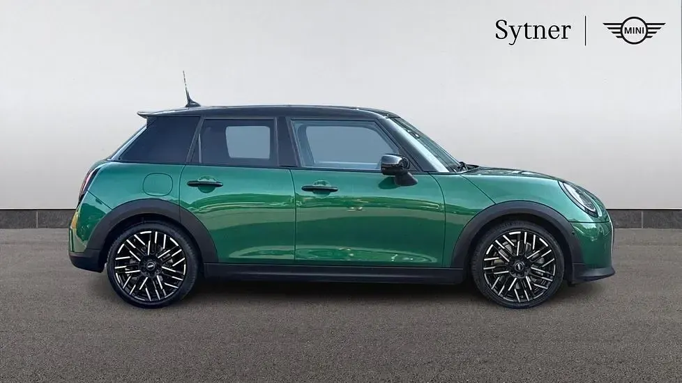 Used Mini Cooper S Hatch 201 HP (147 kW) 2024 Green Hatchback
