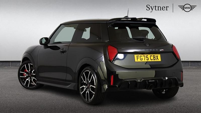 Used Mini John Cooper Works Hatch 228 HP (167 kW) 2025 Black Hatchback