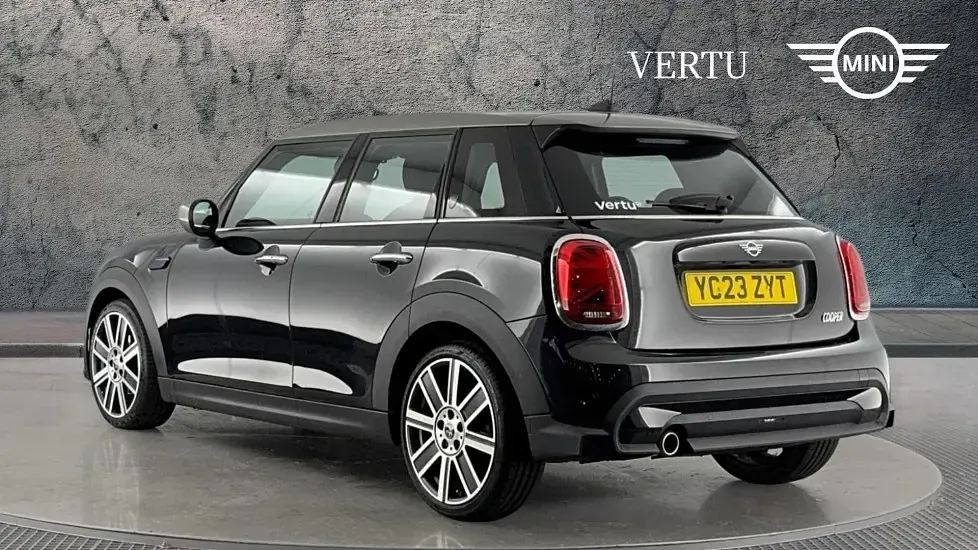 Used Mini Cooper Exclusive 136 HP (100 kW) 2023 Black Hatchback