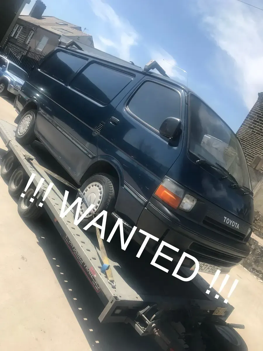 Begagnad Toyota HiAce 109 HK (80 kW) 2005 Silver Van