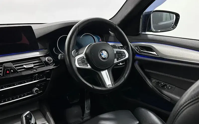 Used BMW 520 M Sport 190 HP (139 kW) 2018 Black Sedan