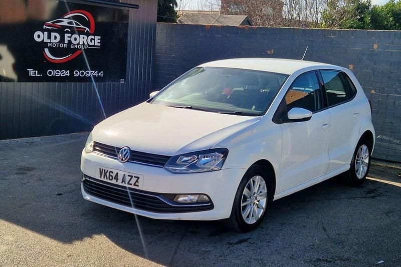 Used VW Polo SE 75 HP (55 kW) 2014 White Hatchback