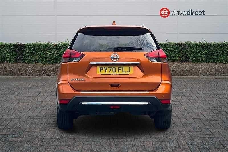 Used Nissan X-Trail N-Connecta 150 HP (110 kW) 2020 Orange SUV