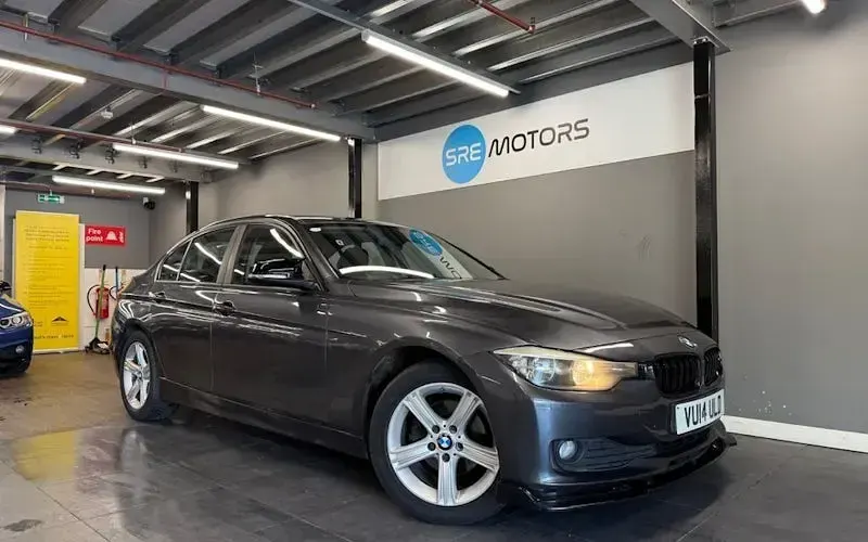 Usado BMW 318 Comfort Edition 143 CV (105 kW) 2014 Berlina