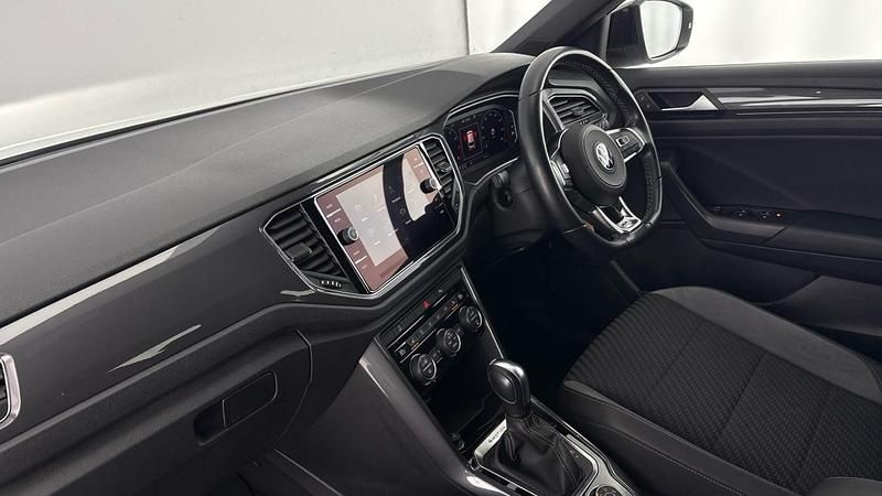 Used VW T-Roc R-line 190 HP (139 kW) 2021 White SUV