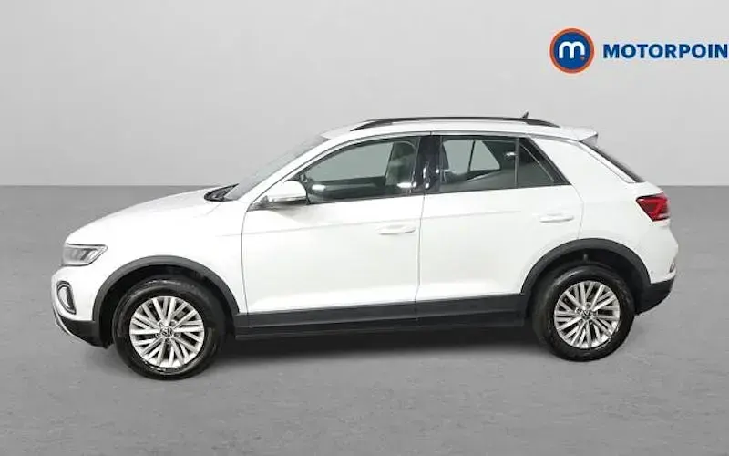 Begagnad VW T-Roc Life 150 HK (110 kW) 2025 SUV