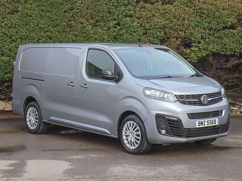 Used Vauxhall Vivaro 145 HP (106 kW) 2023 Grey MPV