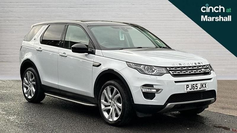White Used 2015 Land Rover Discovery Sport HSE Luxury SUV | £11,118 (Fair price) - Image 1/4