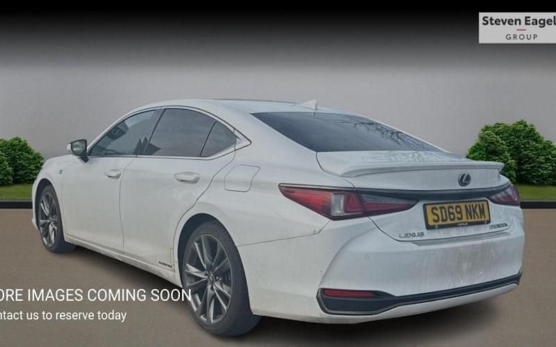 Used Lexus ES300H Sport Line 218 HP (160 kW) 2021 Sedan