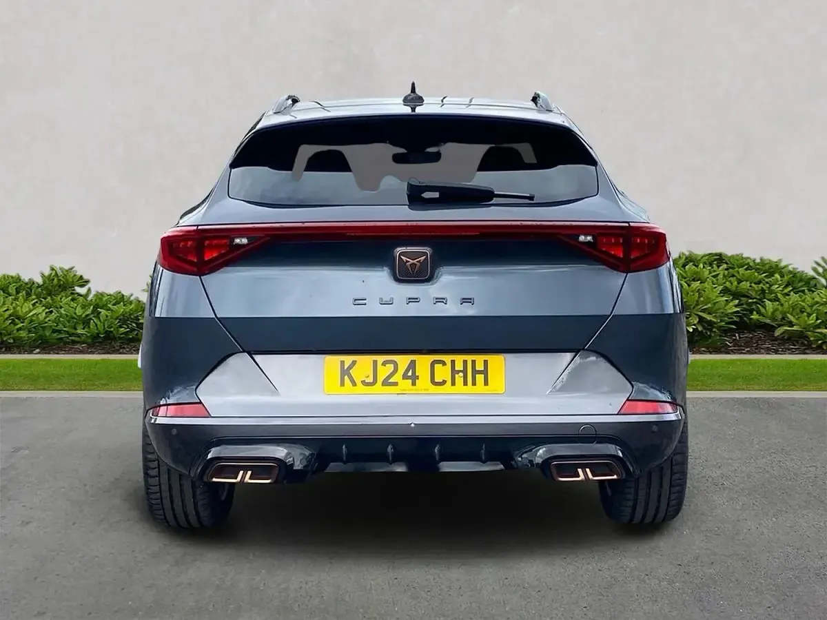 Used Cupra Formentor 204 HP (150 kW) 2024 Grey SUV