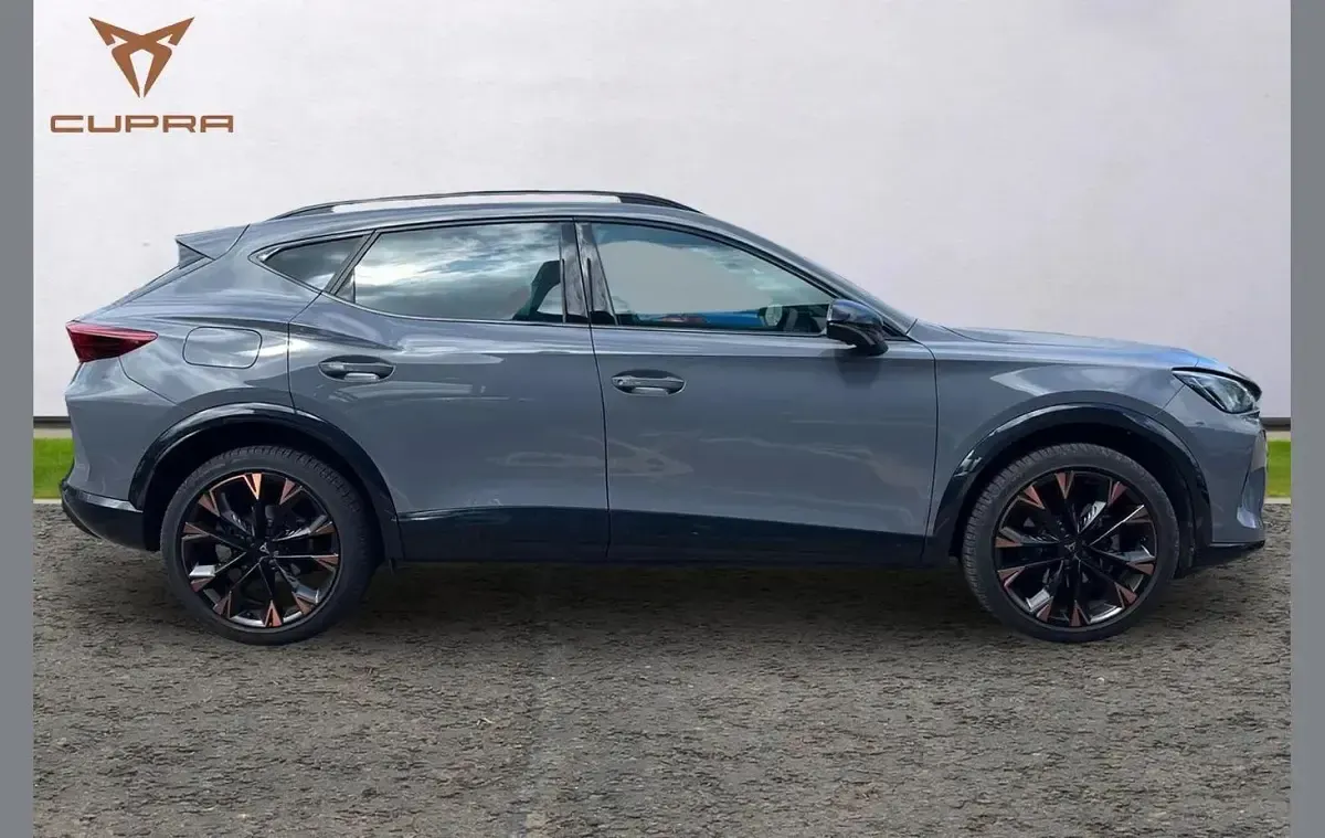 Used Cupra Formentor 150 HP (110 kW) 2025 Grey SUV