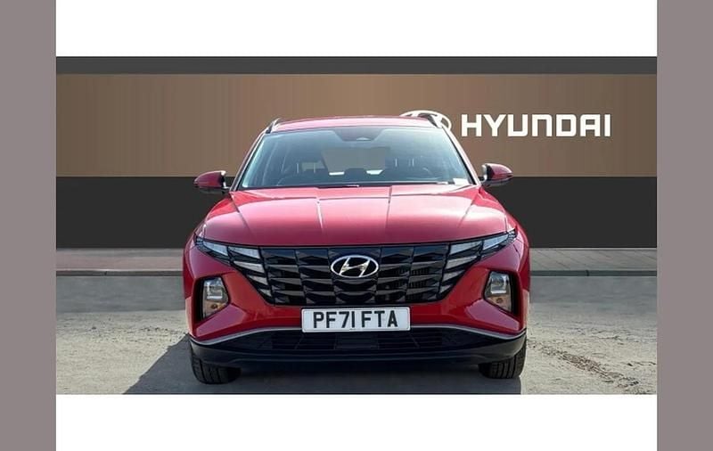 Used Hyundai Tucson SE 147 HP (108 kW) 2022 Red SUV