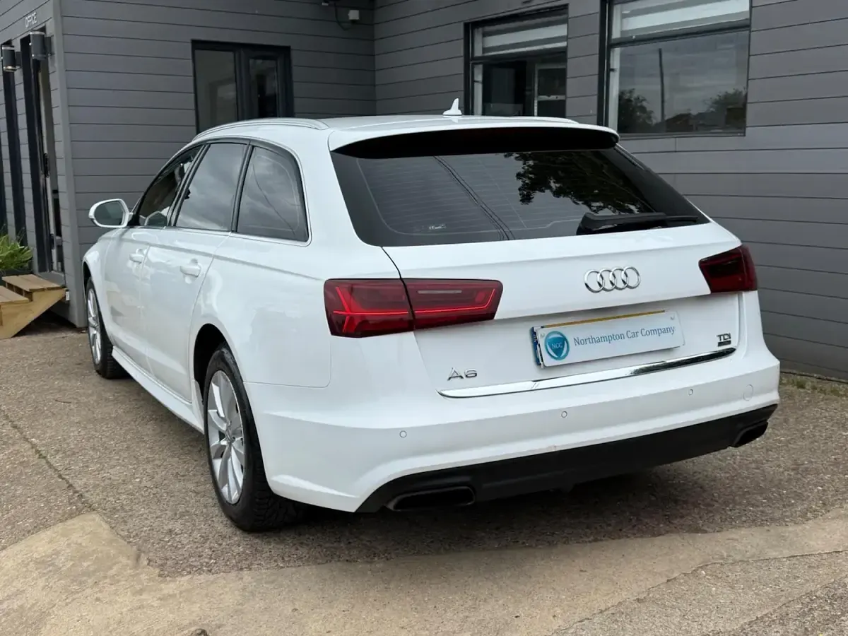 Used Audi A6 190 HP (139 kW) 2016 White Estate
