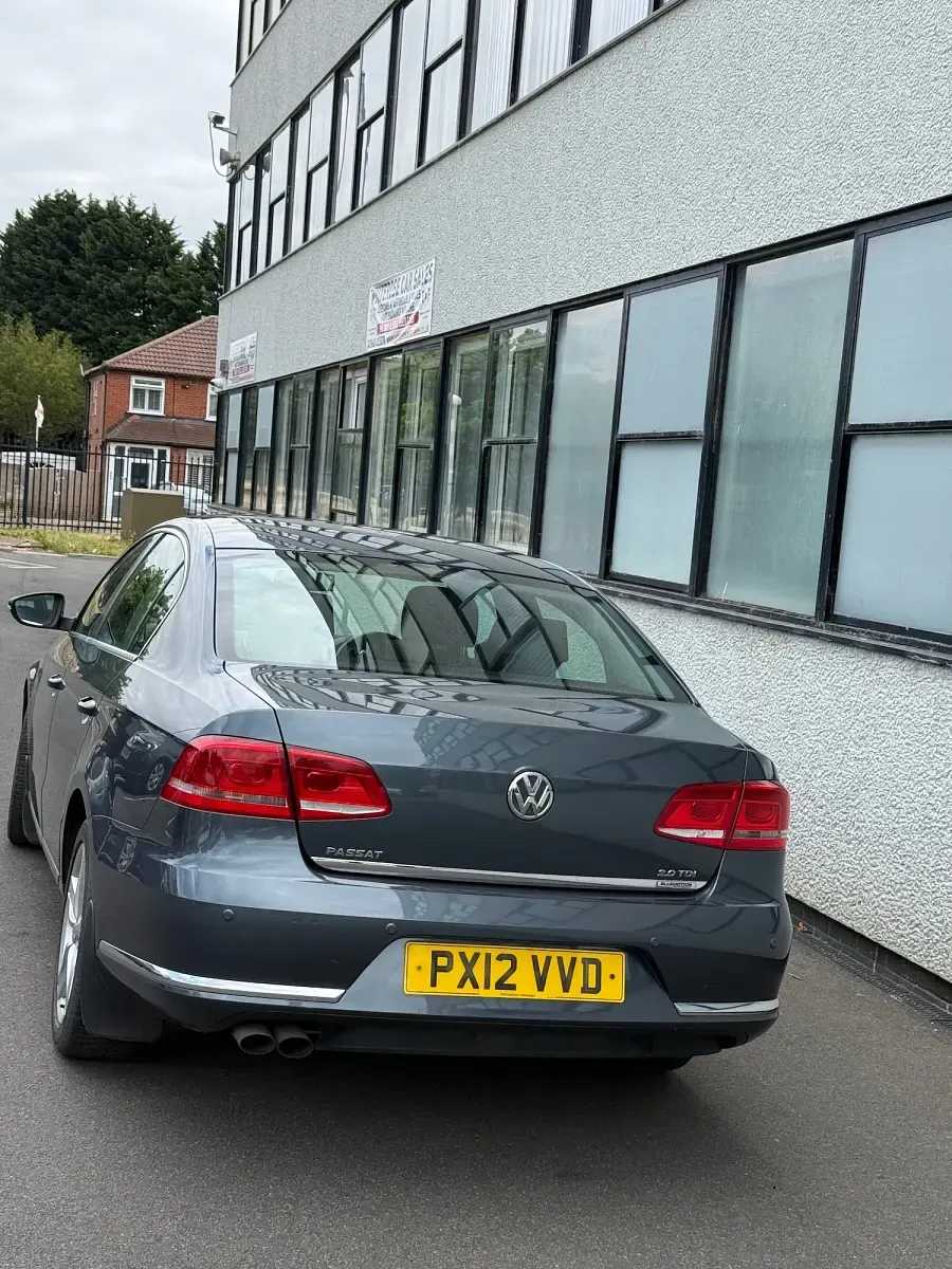 Used VW Passat SE 140 HP (102 kW) 2012 Grey Sedan