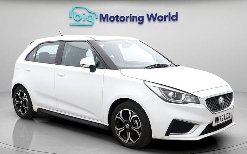 Used MG MG3 Exclusive 106 HP (77 kW) 2023 White Hatchback