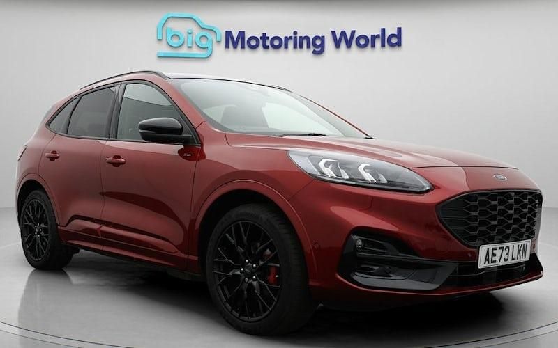 Used Ford Kuga S 225 HP (165 kW) 2023 Red SUV