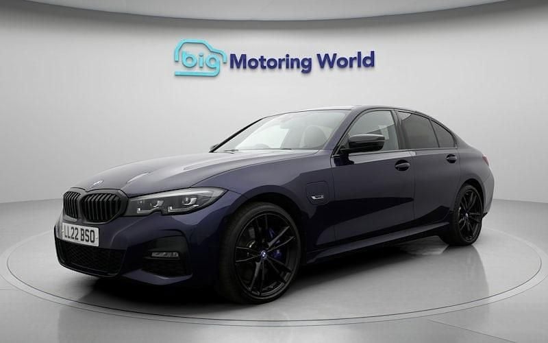 Used BMW 330e M Sport 292 HP (214 kW) 2022 Blue Sedan