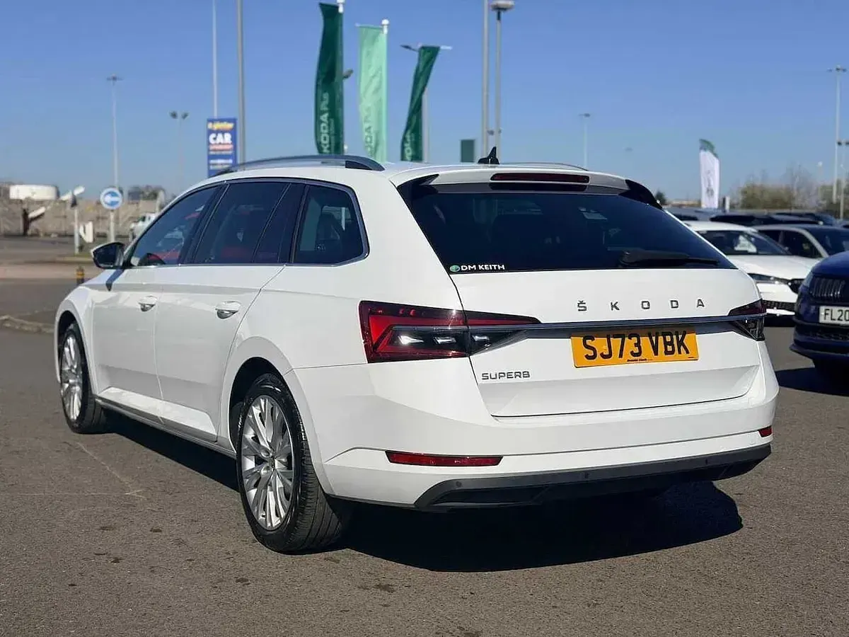 Used Skoda Superb SE L 160 HP (117 kW) 2023 Moon white metallic Estate