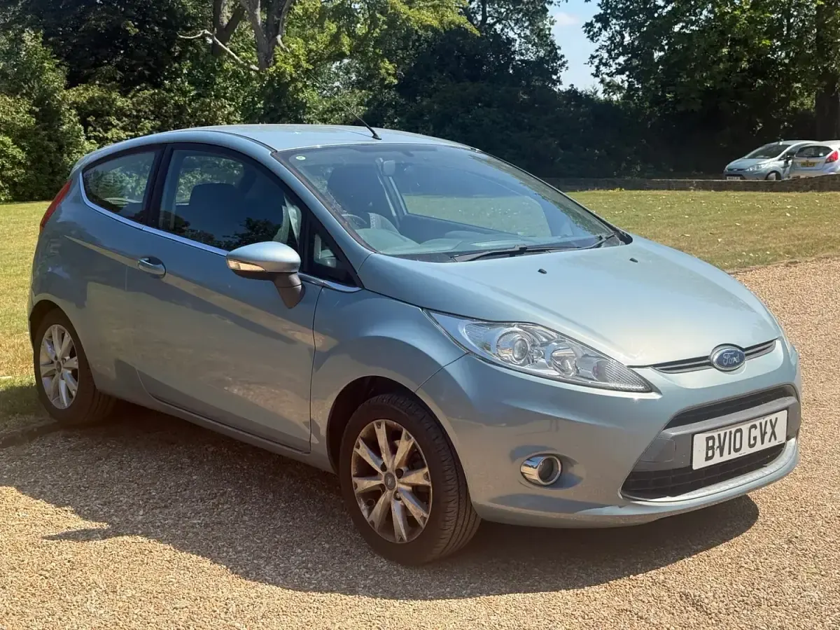 Used Ford Fiesta Zetec 2010 Blue Hatchback