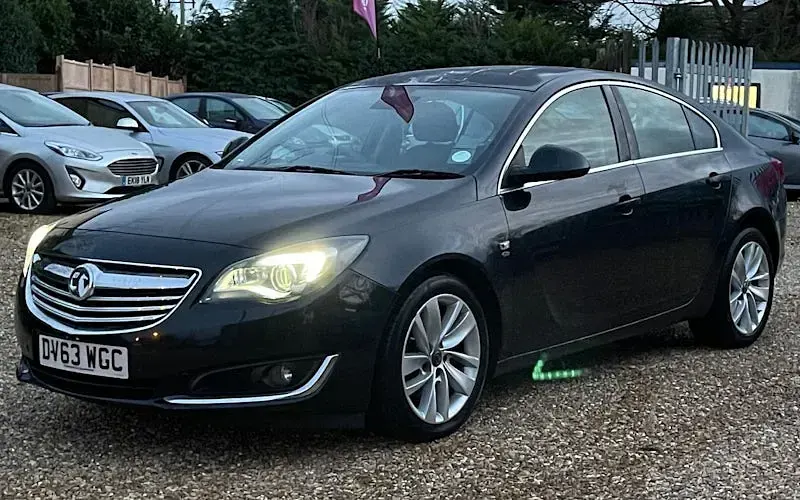 Usado Vauxhall Insignia Elite 163 CV (119 kW) 2015 Utilitario