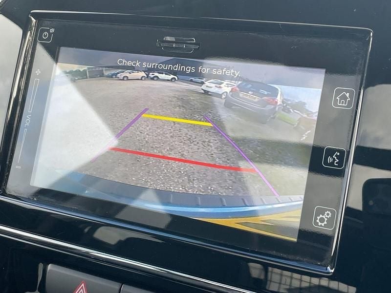 Turquoise Used 2023 Suzuki Vitara SZ5 Estate | £18,000 (Fair price) - Image 1/2