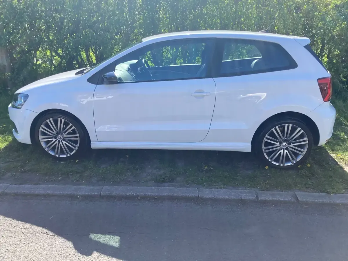 Used VW Polo BlueGT 2017 White Hatchback