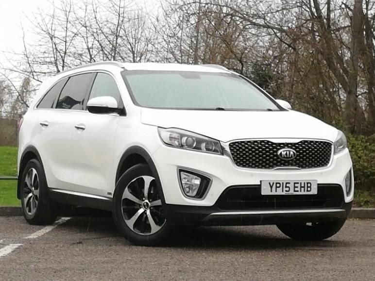 White Used 2015 Kia Sorento SUV | £9,490 (Fair price) - Image 1/4