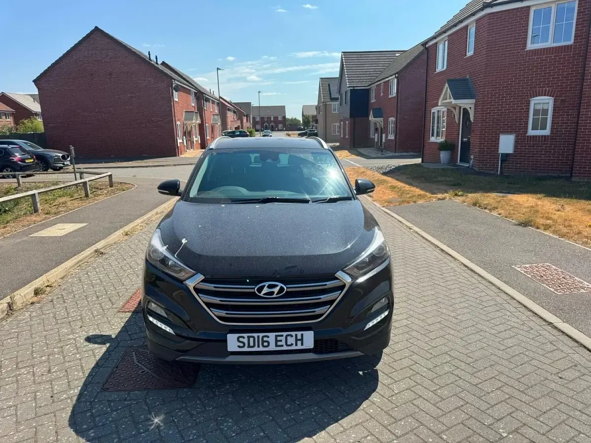 Used Hyundai Tucson Premium 116 HP (85 kW) 2016 Black SUV