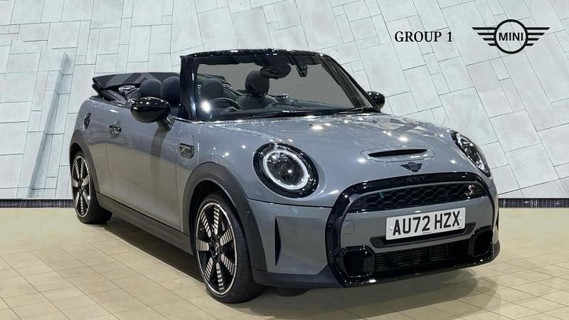 Grey Used 2022 Mini Cooper S Exclusive Hatchback | £23,425 (A bit pricey) - Image 1/4
