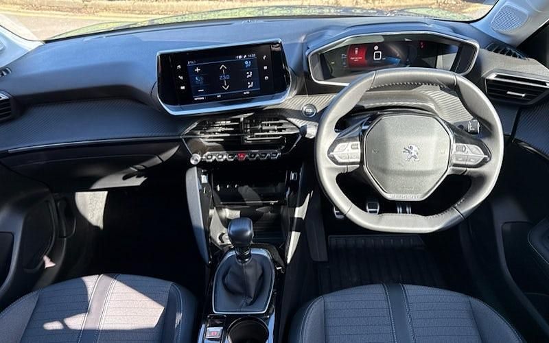 Used Peugeot 208 Allure+ 102 HP (75 kW) 2023 Hatchback