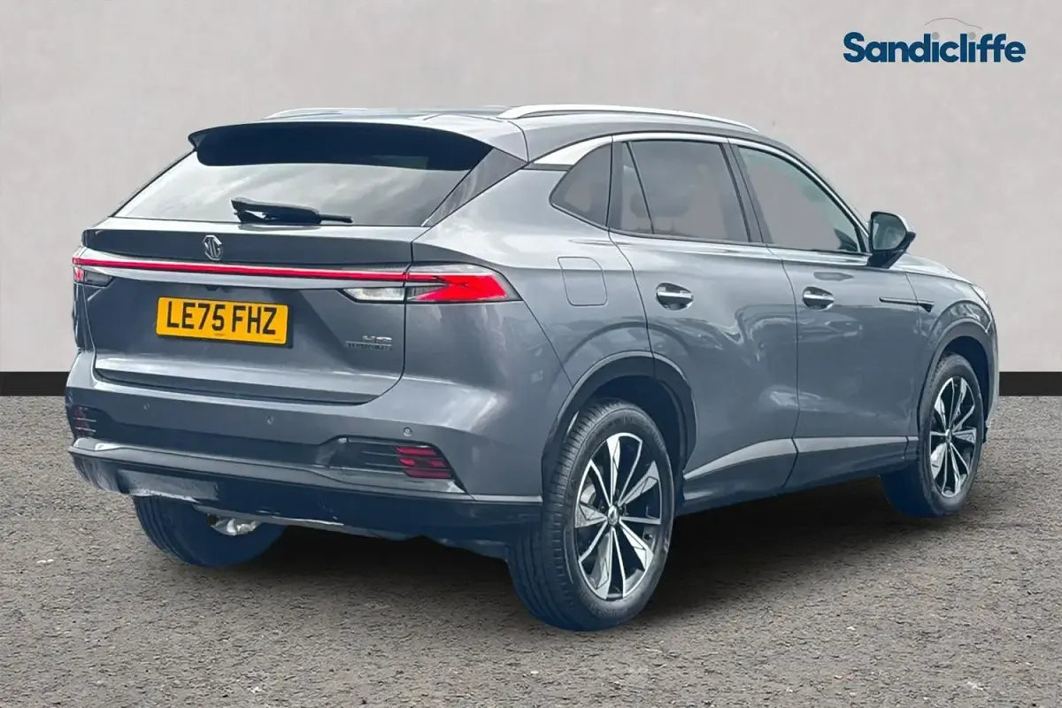 Used MG HS Trophy 224 HP (164 kW) 2025 Metallic  hampstead grey SUV