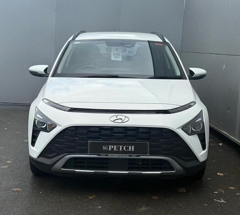 White Used 2021 Hyundai Bayon SE SUV | £11,495 (Fair price) - Image 1/4