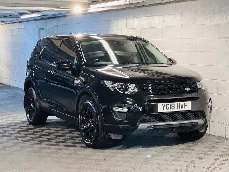Black Used 2018 Land Rover Discovery Sport SE SUV | £11,989 (Super price) - Image 1/4